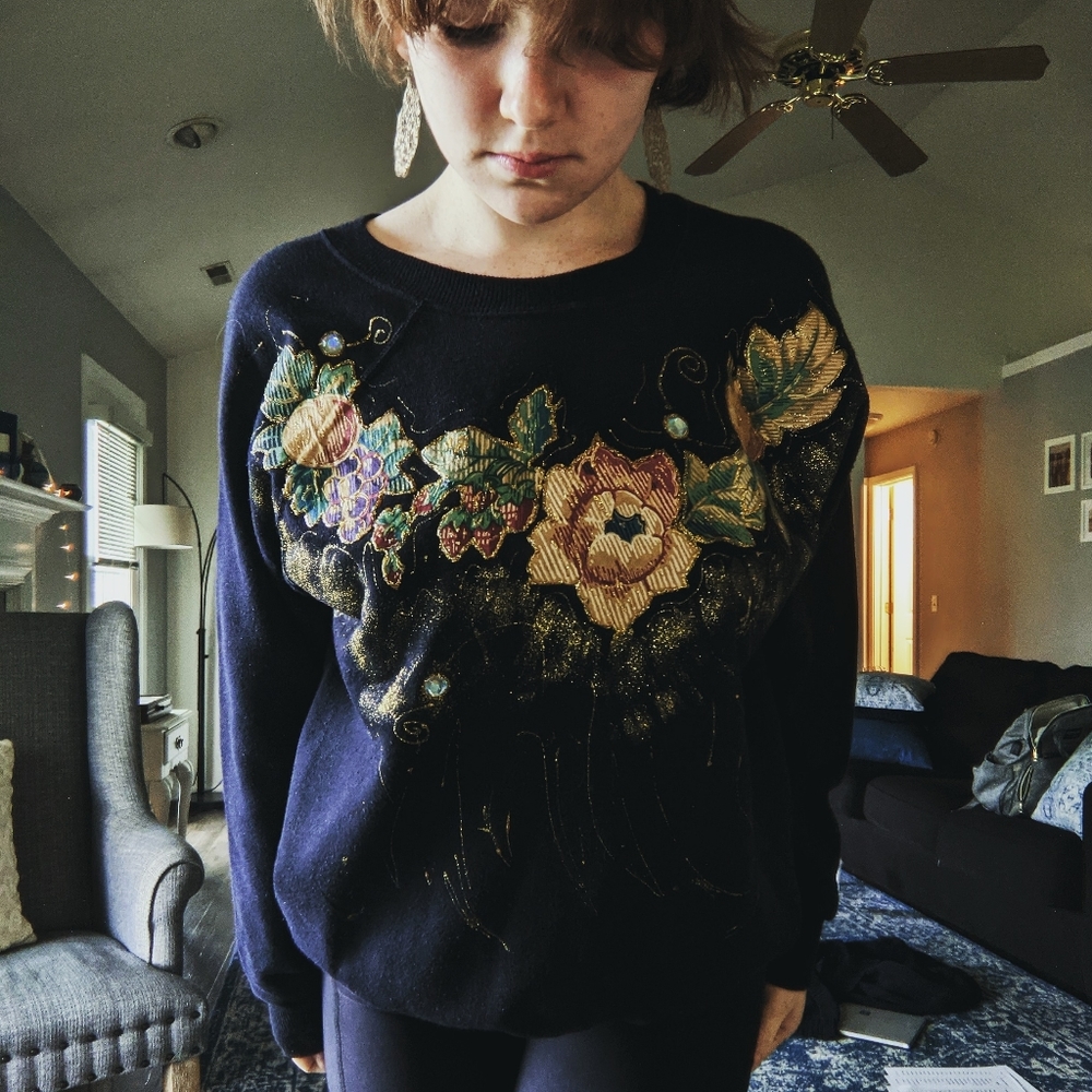 Vintage Retro Crew Sweater / Sweatershirt